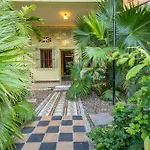 Casa Real Del Cabrero by Soho